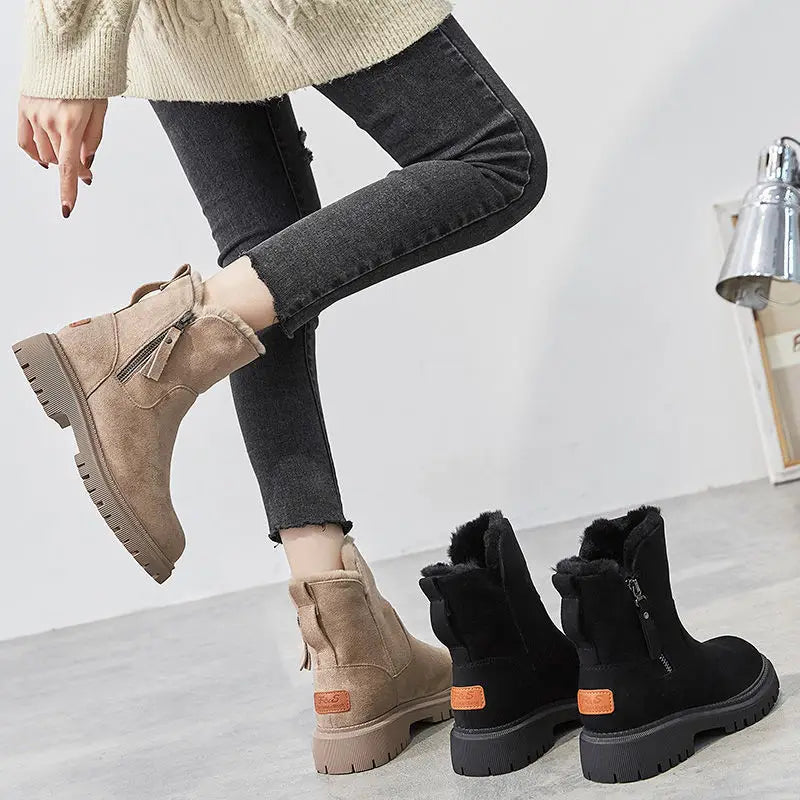 Bota Feminina Para Inverno Moderna de Couro e Lã Lara™ - Inverno 2025