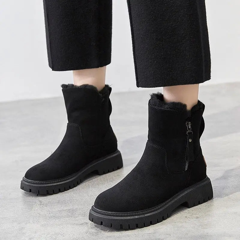 Bota Feminina Para Inverno Moderna de Couro e Lã Lara™ - Inverno 2025